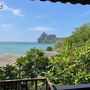Cozy Seafront Hotell