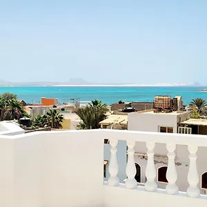 https://surfhouse-boavista.cape-verdehotels.com